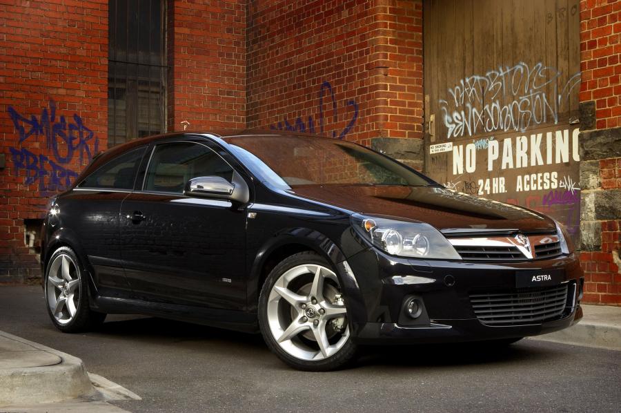  Holden Astra SRi Turbo 3-Door 2007 года  (фото 13 из 15)